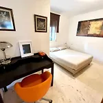 El Cano 아파트